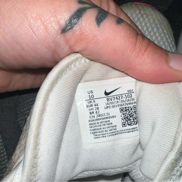 Nike LeBron Witness 4 - Picture 6 of 6